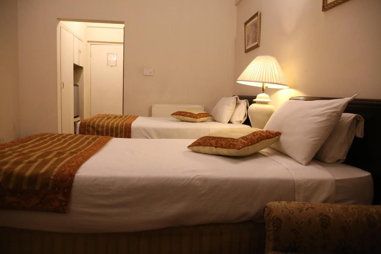 Carlton Tower Hotel Lahore Exteriér fotografie