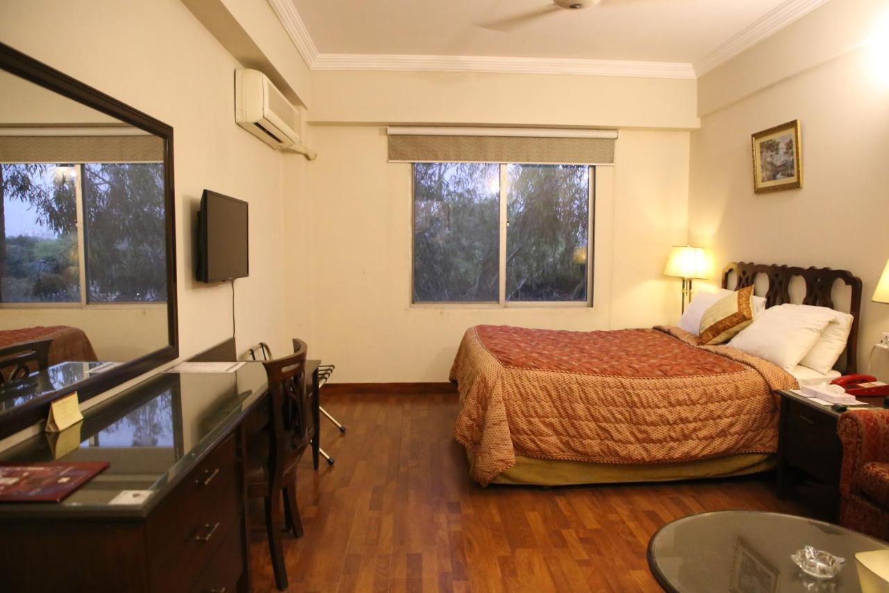 Carlton Tower Hotel Lahore Exteriér fotografie