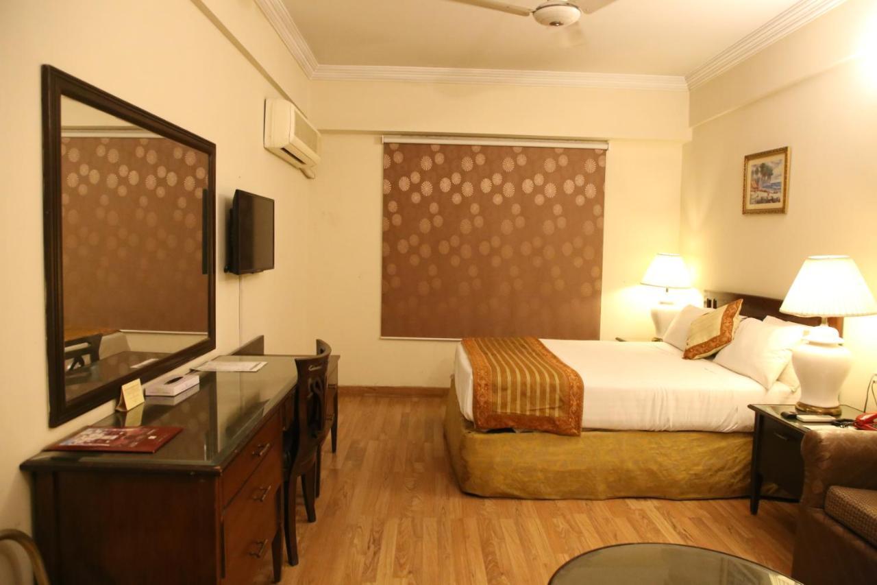 Carlton Tower Hotel Lahore Exteriér fotografie