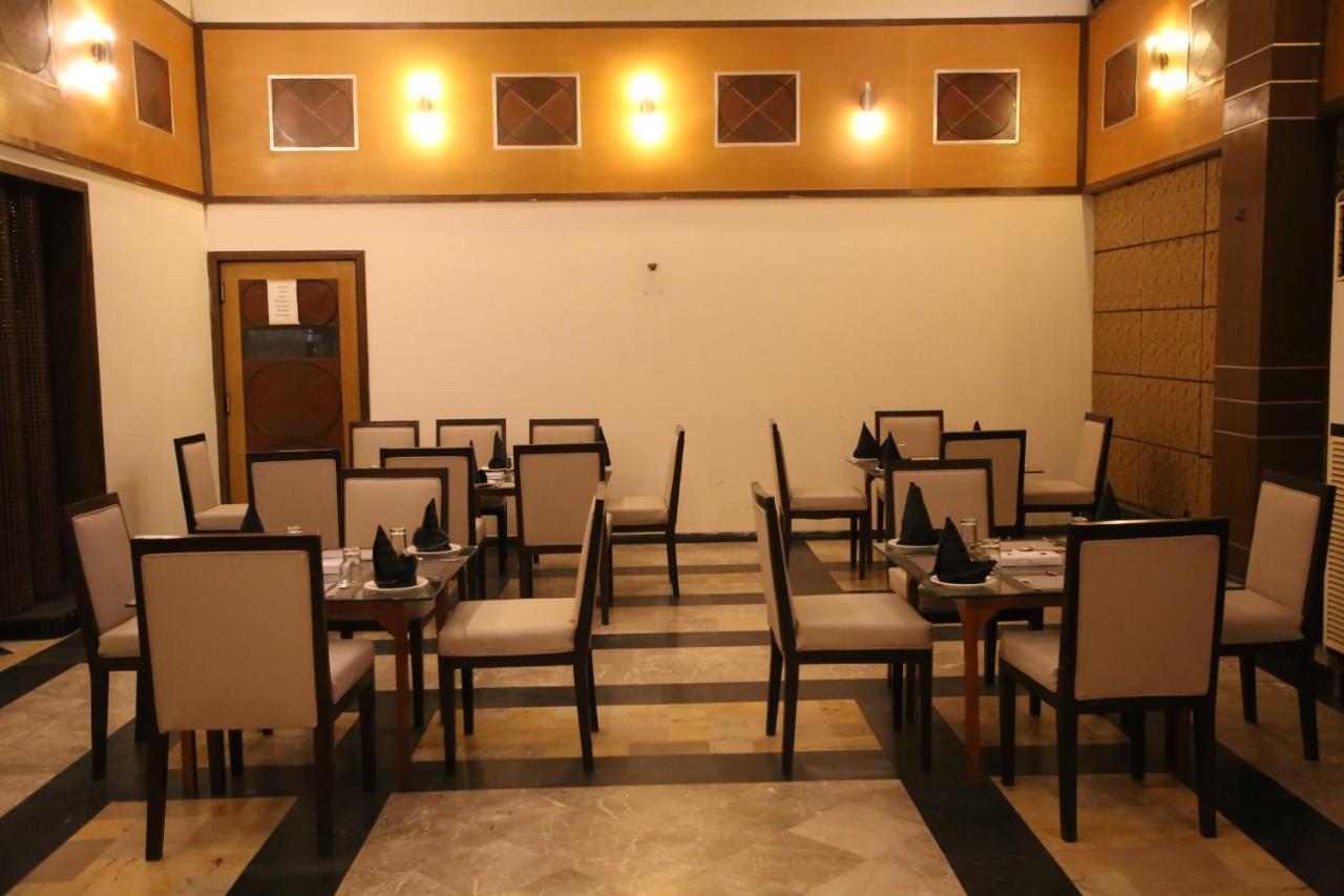 Carlton Tower Hotel Lahore Exteriér fotografie