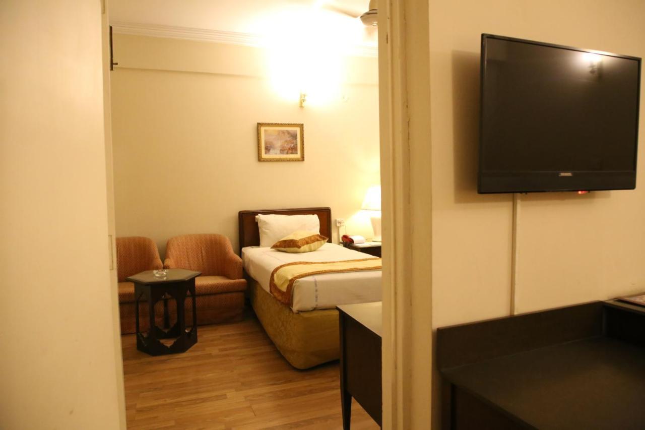 Carlton Tower Hotel Lahore Exteriér fotografie