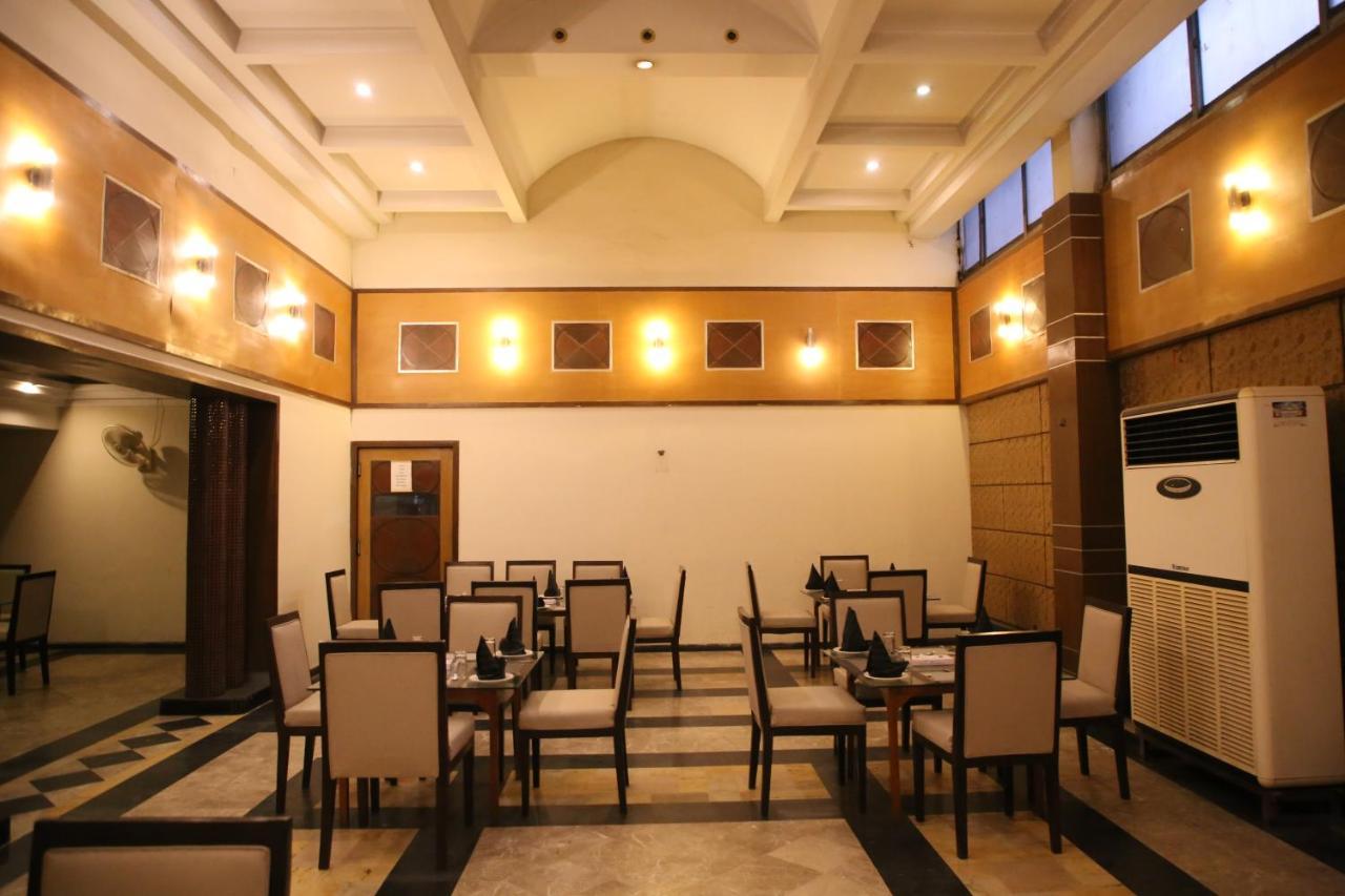 Carlton Tower Hotel Lahore Exteriér fotografie