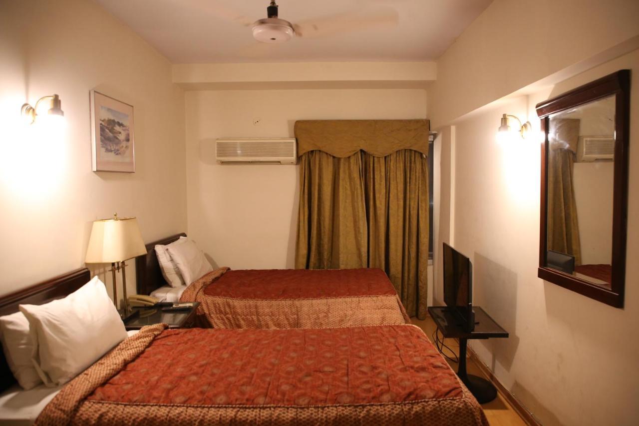 Carlton Tower Hotel Lahore Exteriér fotografie
