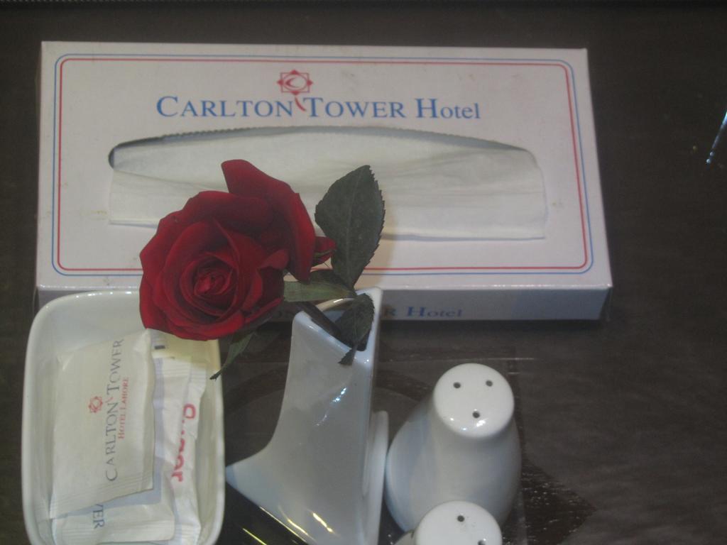 Carlton Tower Hotel Lahore Exteriér fotografie