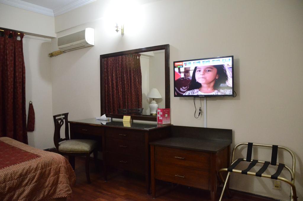 Carlton Tower Hotel Lahore Exteriér fotografie