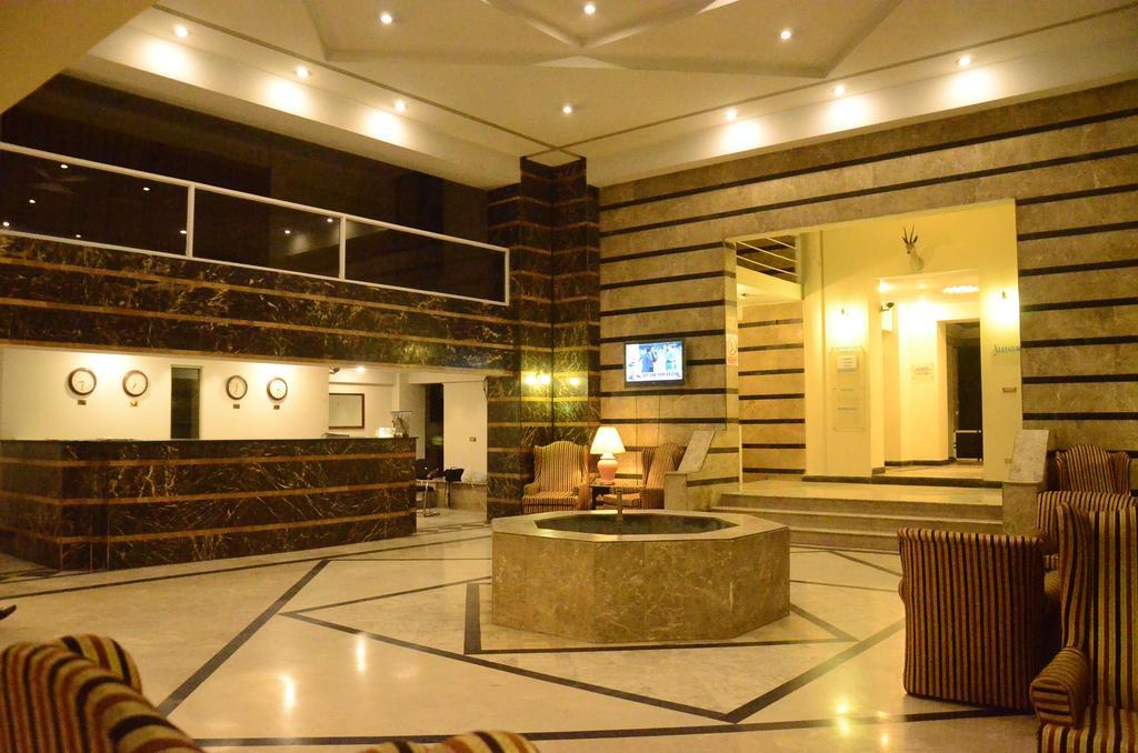 Carlton Tower Hotel Lahore Exteriér fotografie