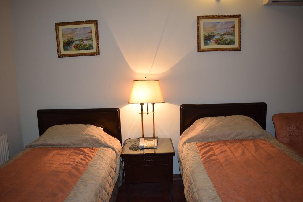 Carlton Tower Hotel Lahore Pokoj fotografie